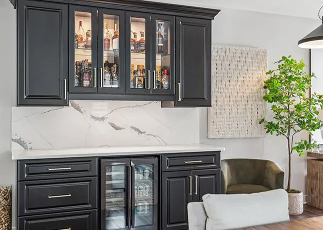Wet bar with custom beverage storage
