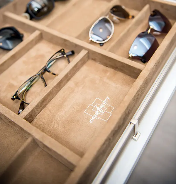 sunglass tray