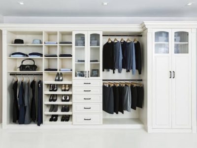 How to Properly Hang Clothes in Your Closet