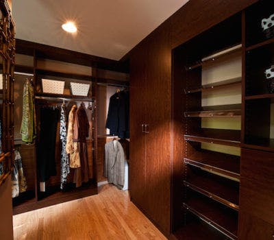 Custom Closets: The New Status Symbol