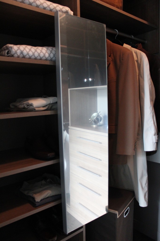 Hanging mirror in a walk-in closet