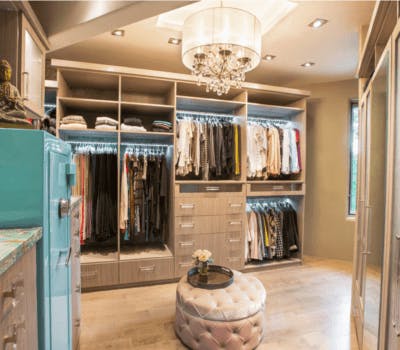Cubby Love! This Boutique Closet Proves You Can Never Have Too Many
