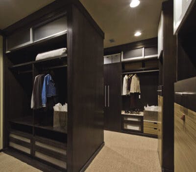 7 Ways a Custom Closet Can Simplify Your Morning Routine