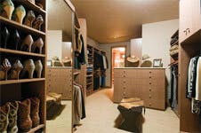 Design Your Walk In Closet Around Your Favorite Furniture