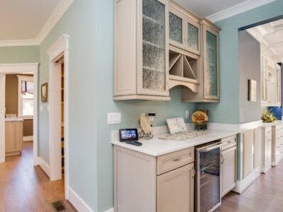 Pantry bar overflow unit