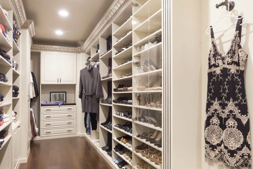 traditional acanthus wood walk-in closet