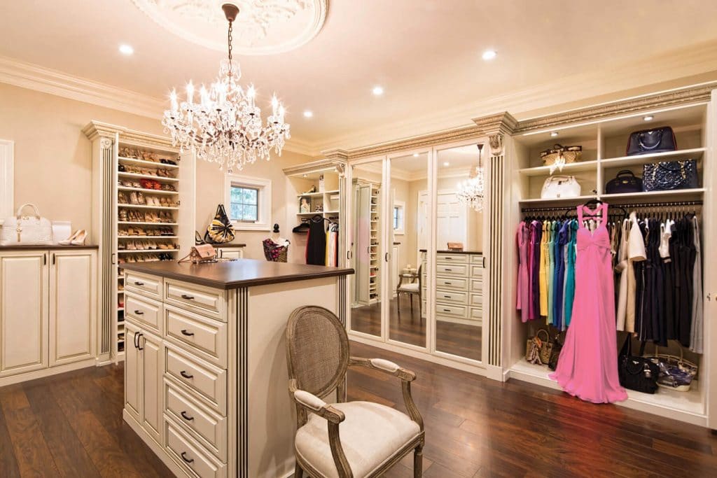 traditional style closet design