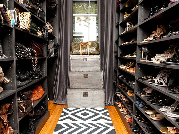 Built In Shoe Shelves Design Ideas