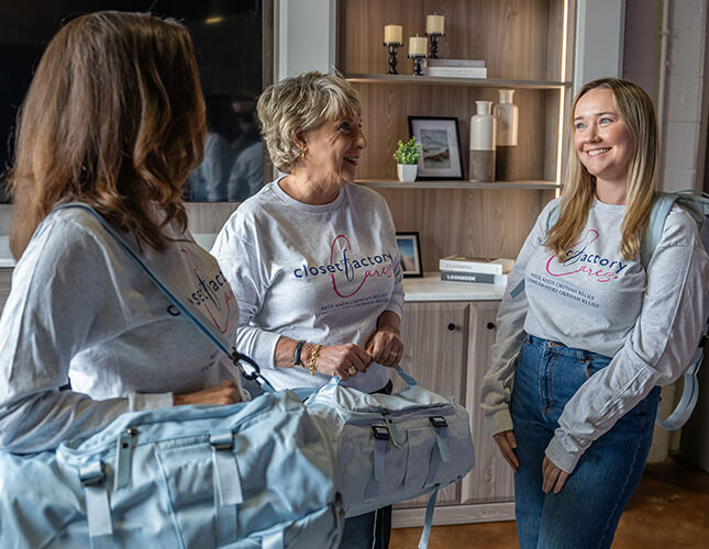 Closet Factory Cares volunteers
