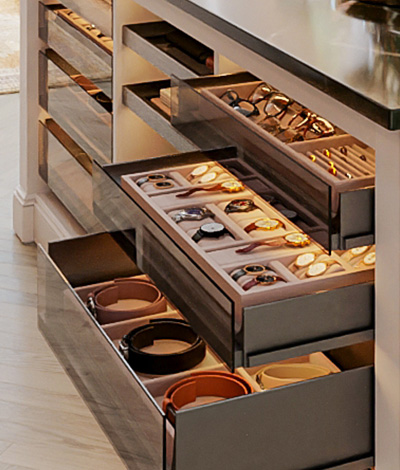 Drawers for belts and watches