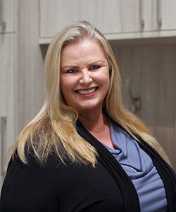 Katie Aarons Closet Factory OC Designer