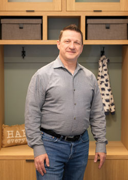 closet factory employee keith