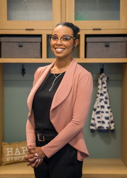 closet factory employee