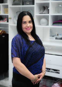 Laura Ferraro headshot